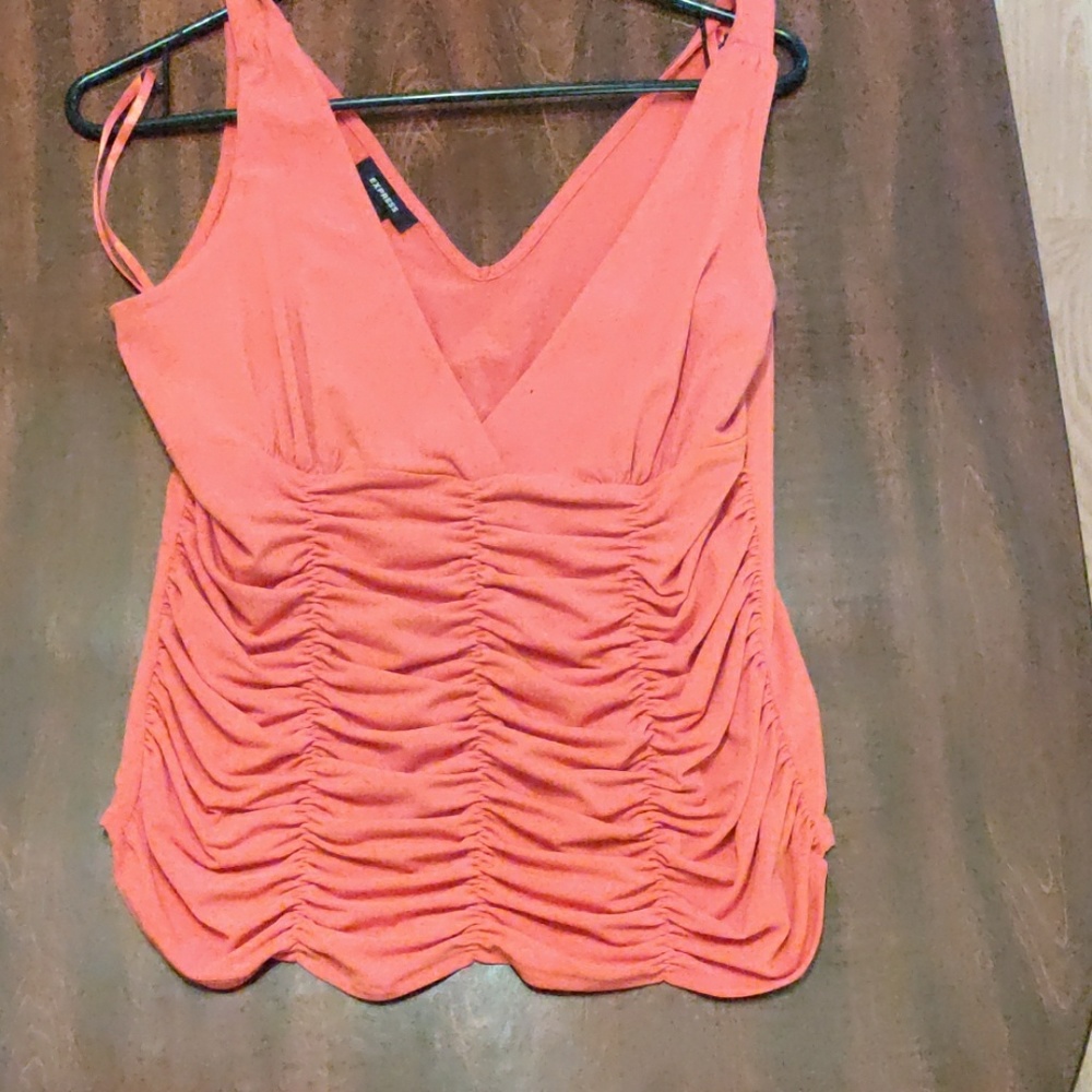 Crop t